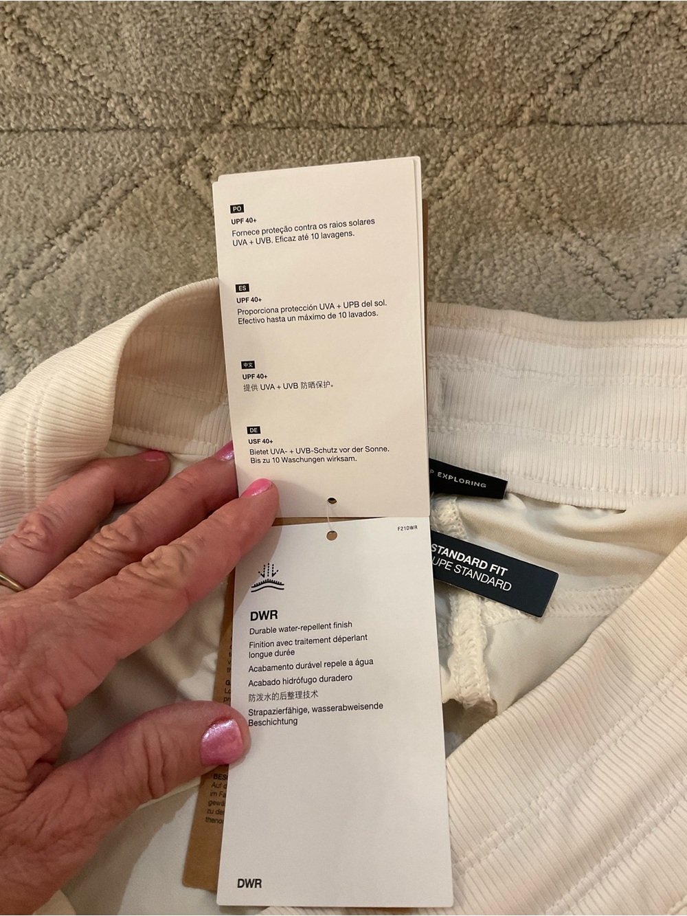 The North Face
Aphrodite 2.0 Water Resistant Drawstring Capri Pants - Picture 12 of 13